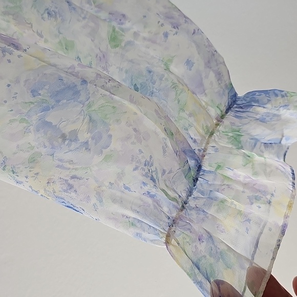 Vintage Y2K Floral Sheer Blouse with Ruffle Detail Long Sleeve. Sz Large - Picture 2 of 9